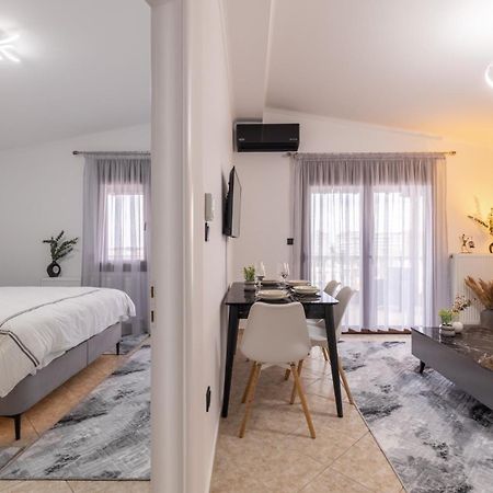 Luxury Central Apartment 2 Xanthi Extérieur photo